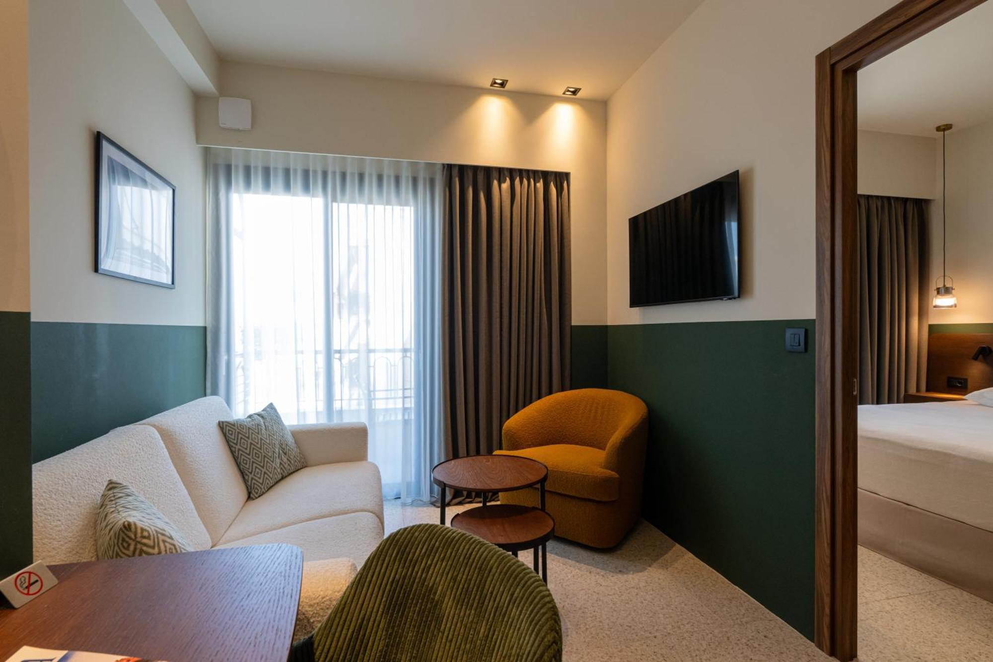 Evripidou 7 - Kalamata Mediterranean Suites Экстерьер фото