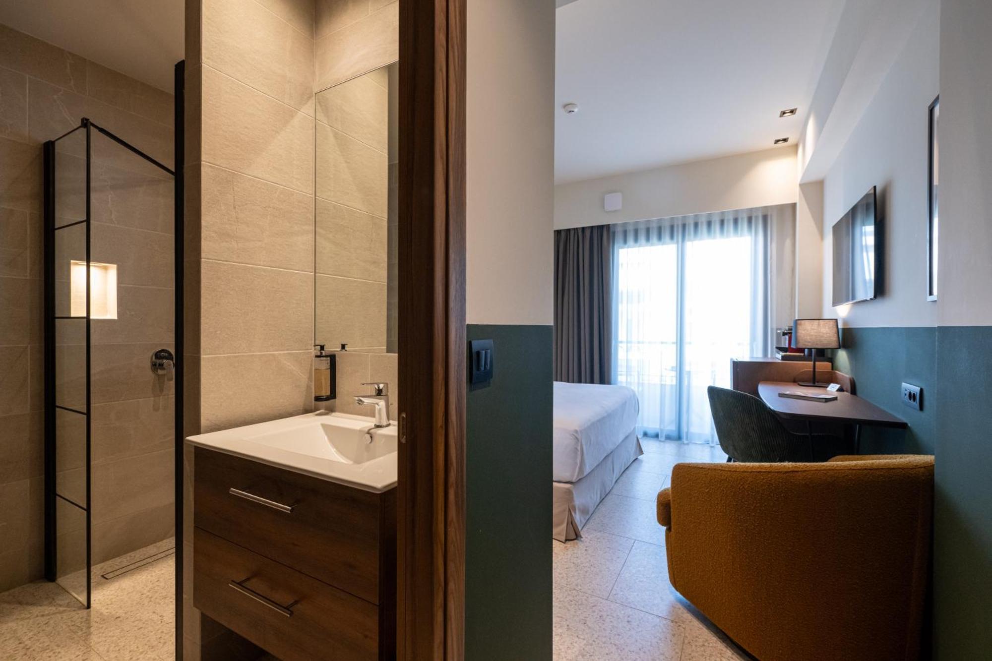 Evripidou 7 - Kalamata Mediterranean Suites Экстерьер фото