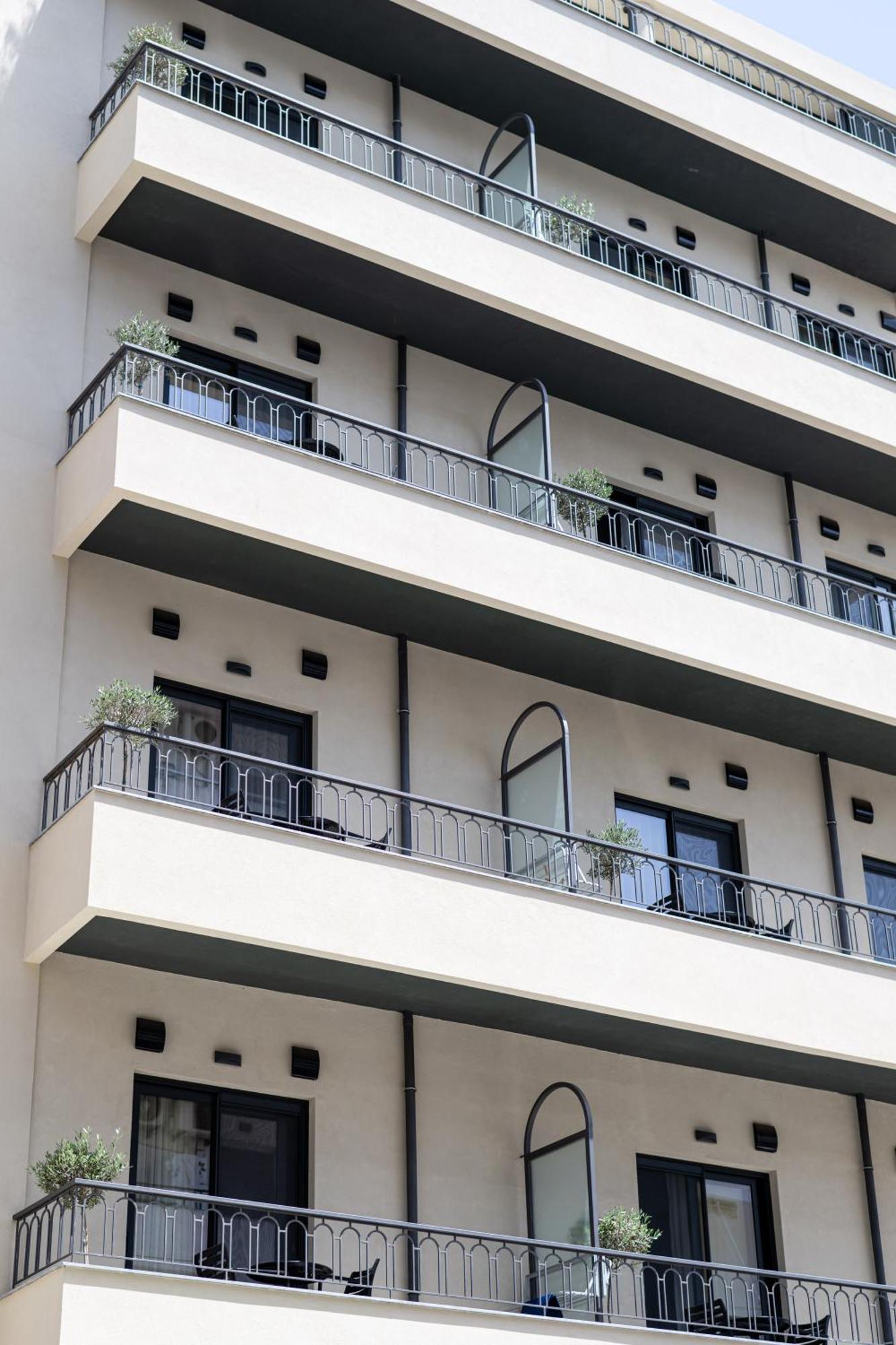 Evripidou 7 - Kalamata Mediterranean Suites Экстерьер фото